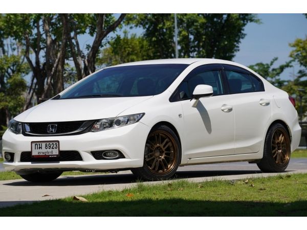 2013 Honda civic 1.8 S  a/t สีขาว